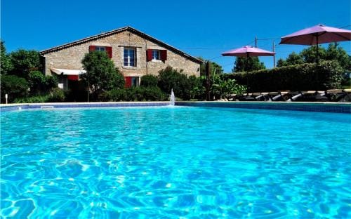 Le moulin de courlas Hotel in Provence-Alpes-Côte d'Azur