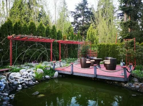 Abbie's Cozy Single Rooms Hotel in Pitt Meadows