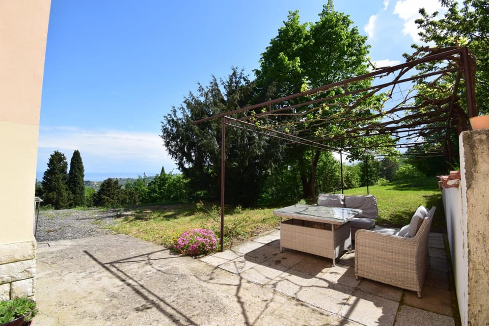 Apartments Bella Vista Lilly Hotel in Portorož