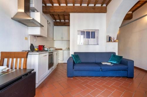 La Dimora nell'Anfiteatro Superior room and apartment Self check in Elevator Air Conditioning Hotel in Capannori