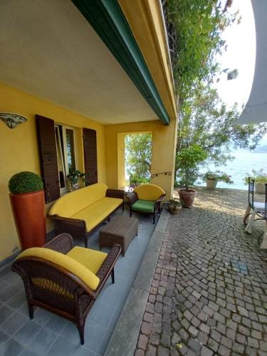 L'Oleandro sul Lago d'Iseo B&B Hotel in Province of Brescia
