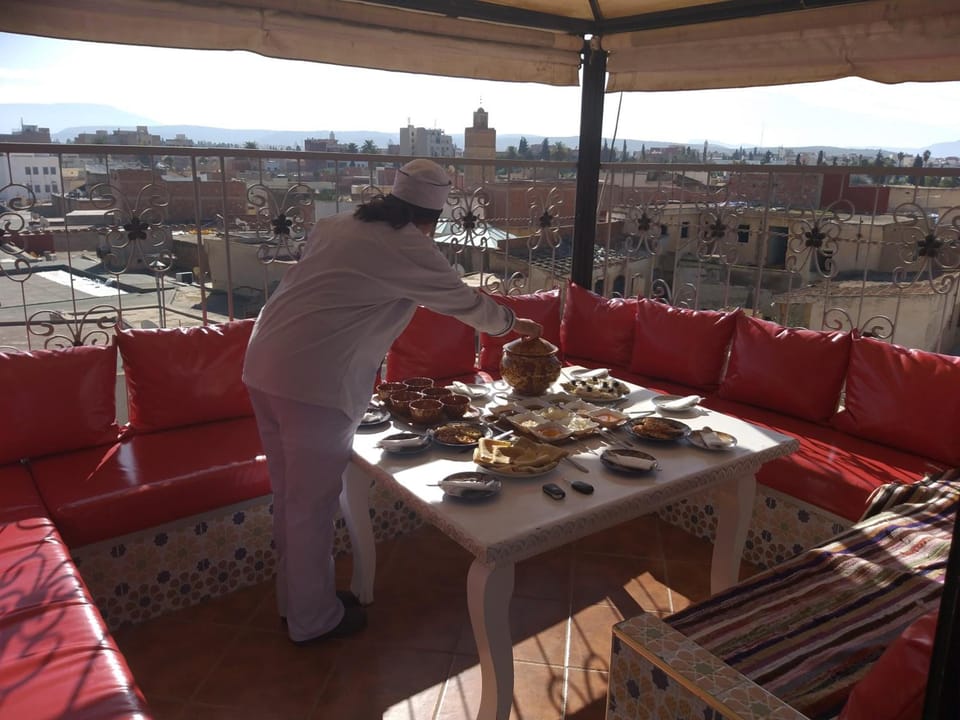 Hotel LAHLOU riad Cafeteria Hotel in Morocco