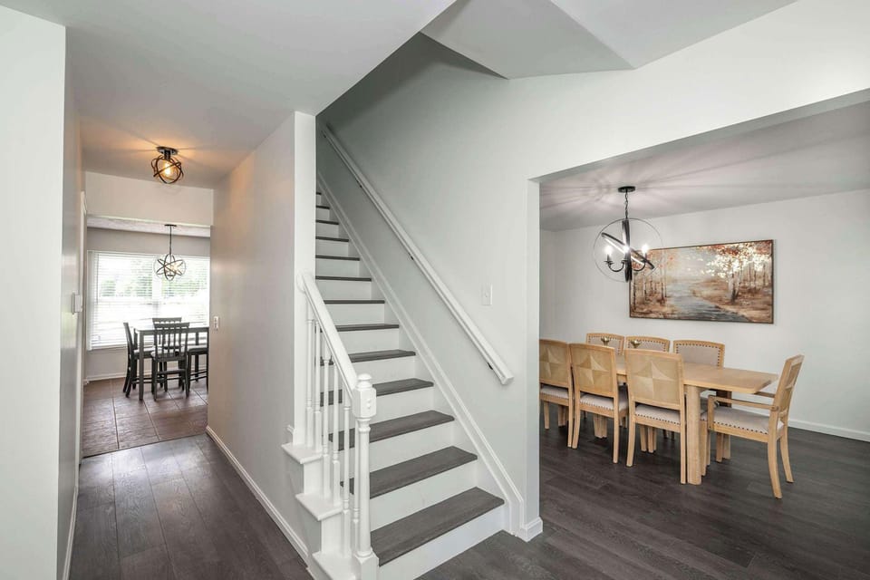 Lark Meadow Retreat Sleeps 10! Hotel in Ohio