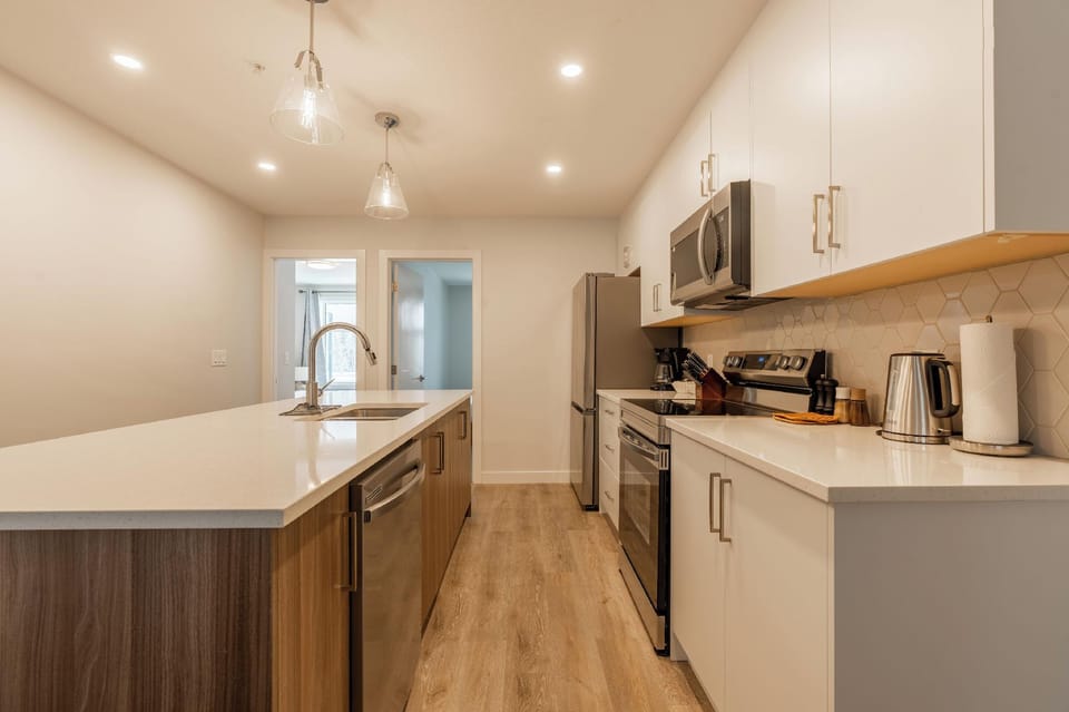 Skyridge 401 by Canmore Premier Hotel in Canmore