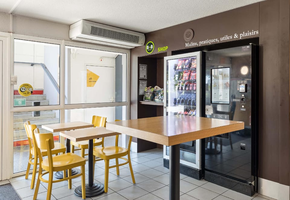 B&B HOTEL Rouen Parc des Expos Zenith Hotel in Normandy