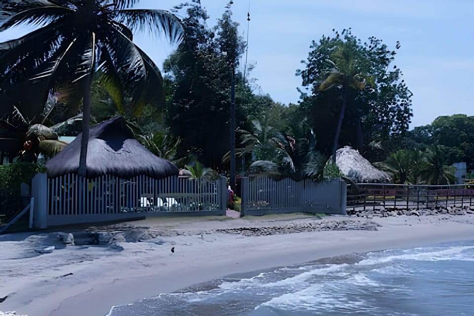 Tu casa de playa frente al mar en Tolú Hotel in Sucre, Colombia