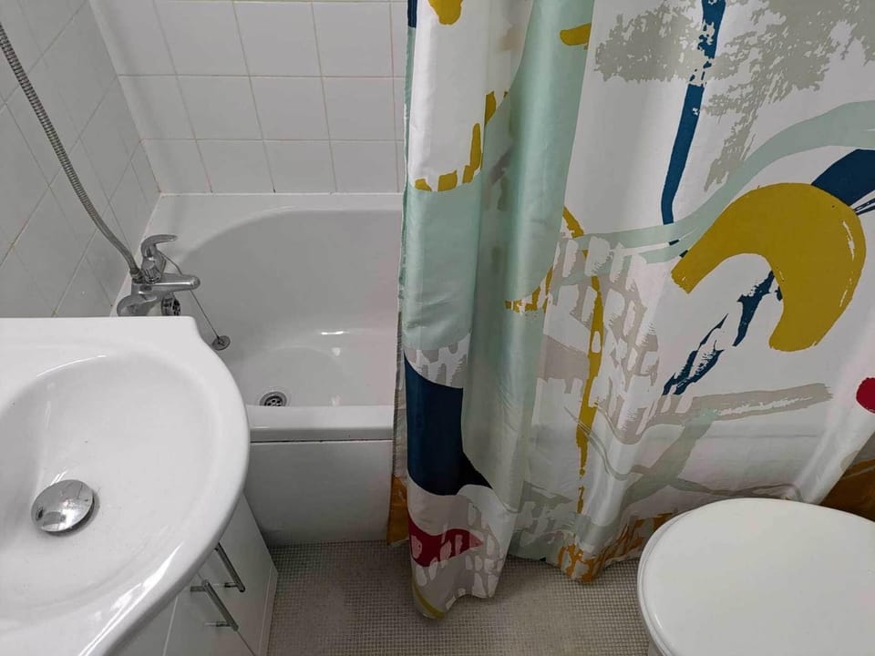 Coventry Central Roomz Hotel in Coventry