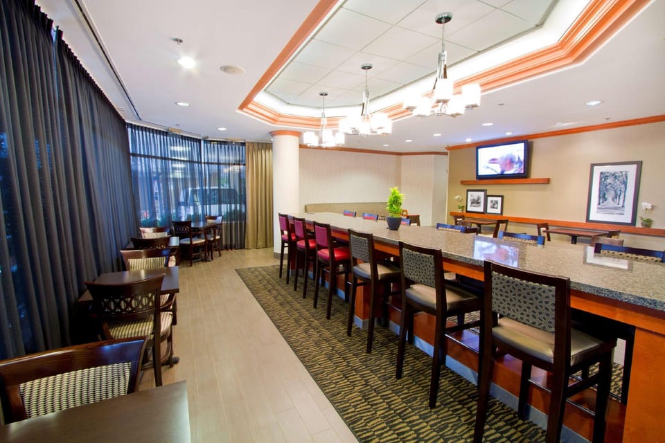 Hampton Inn by Hilton Vancouver-Airport/Richmond Hotel in Richmond