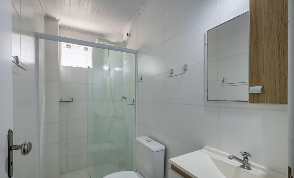 Comfort and Convenience in Downtown Itajai - CAR Hotel in Navegantes