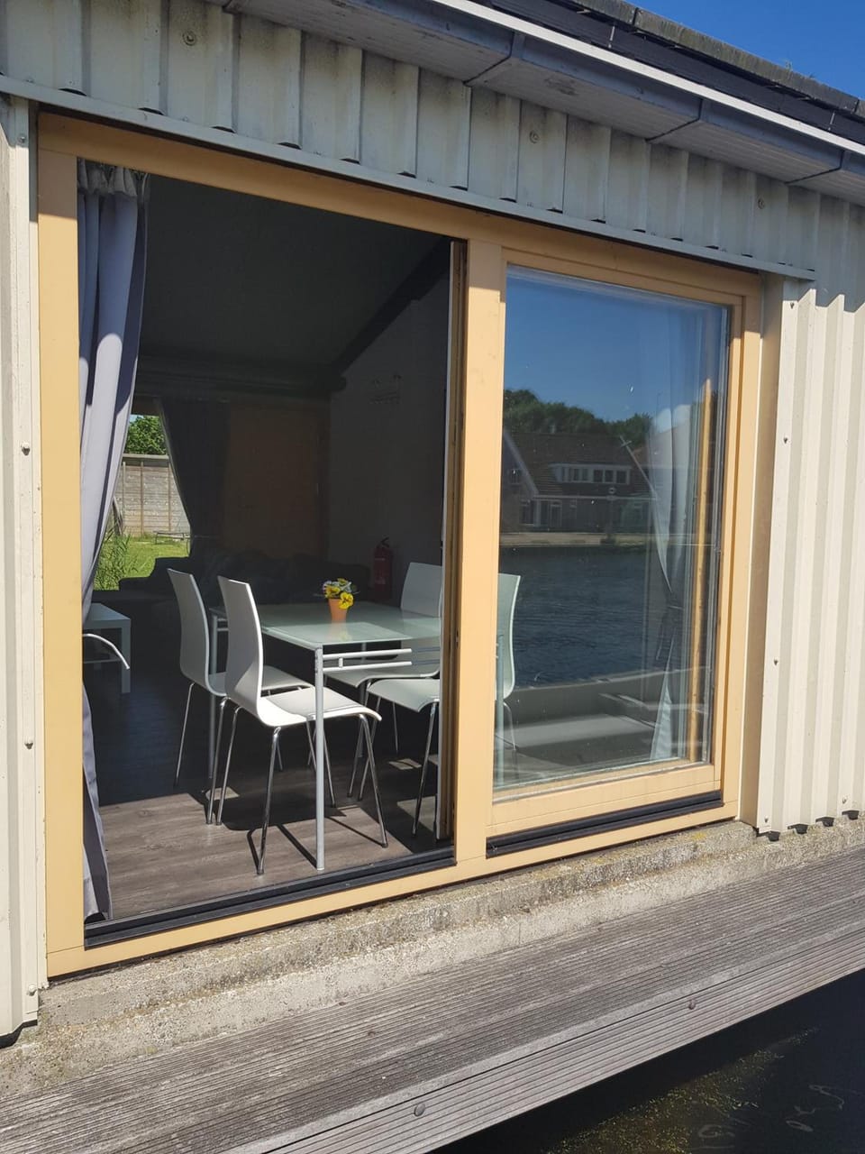 Boathouse Amsterdam with bikes Hotel in Amsterdam