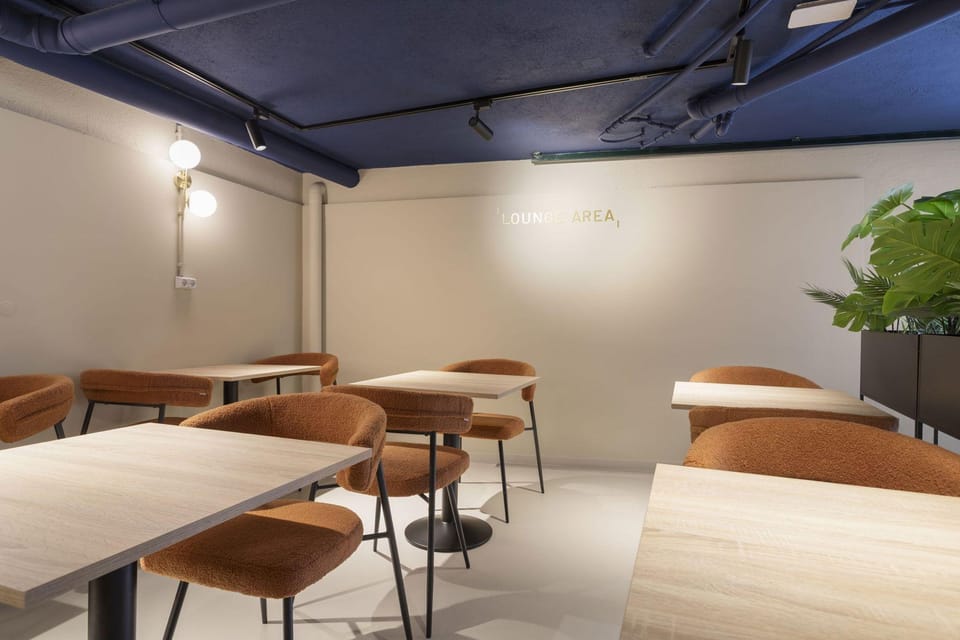 Lapa Diplomatic Flat 1 1 by Feel Lisboa Hotel in Lisbon