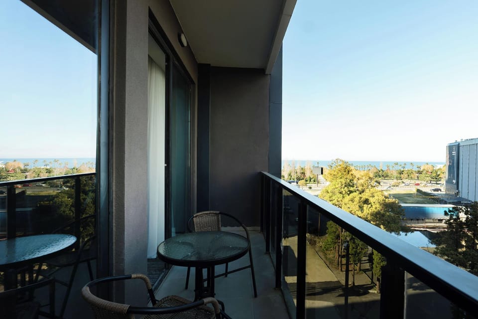 NOVA LUXE Hotel & Residences Hotel in Batumi