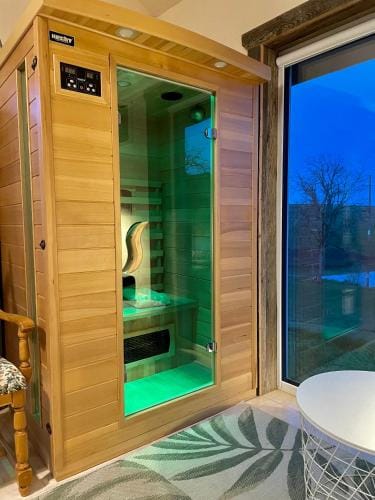 ALANTOS ZIRGAI Holiday Villas sauna or hottube additional price Hotel in Vilnius County, Lithuania