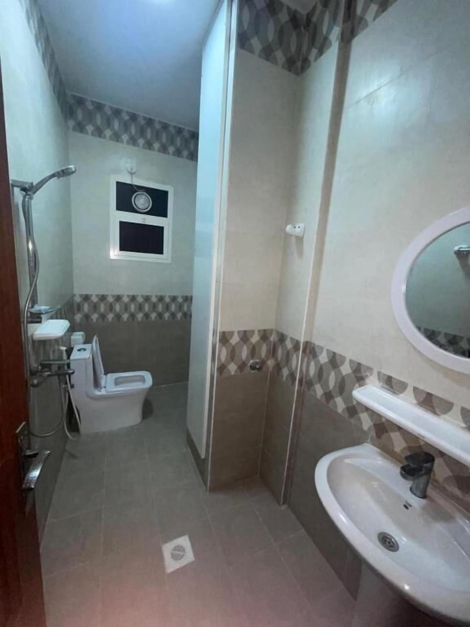 Red-15 - Bn Saif Hotel in Oman