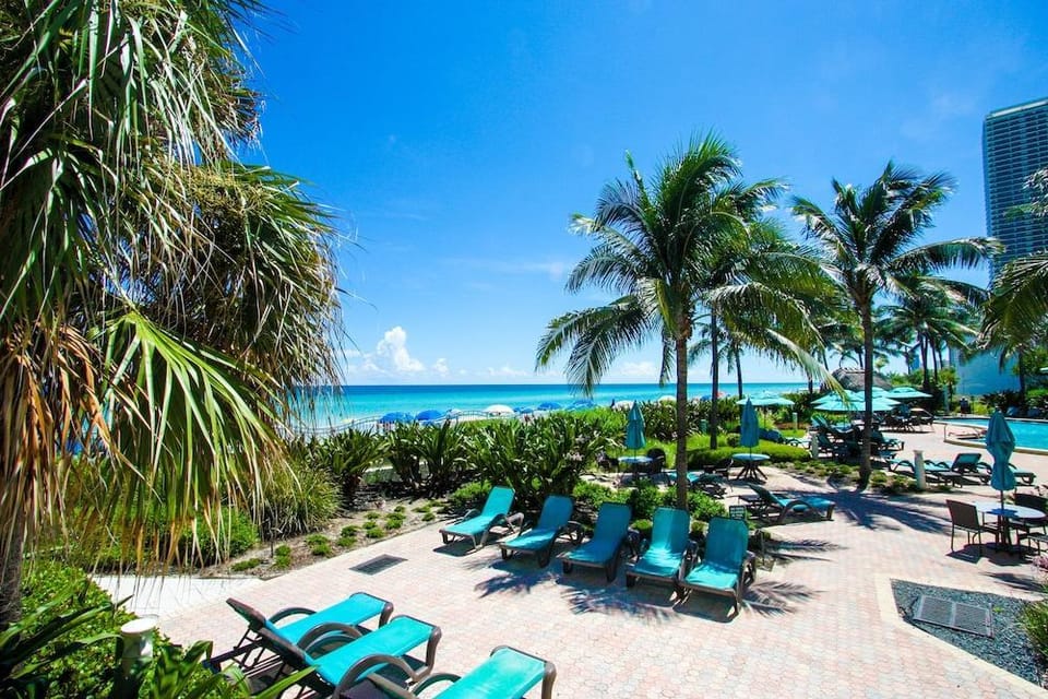 The Tides Hotel in Hollywood Beach
