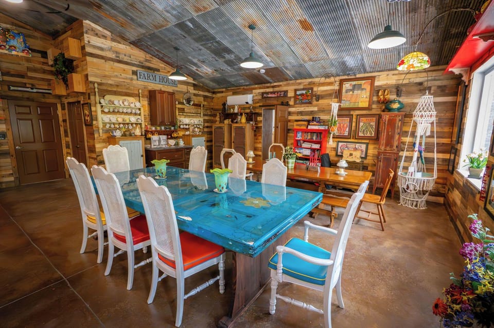 Hermann Grain Bins BNB Hotel in Missouri