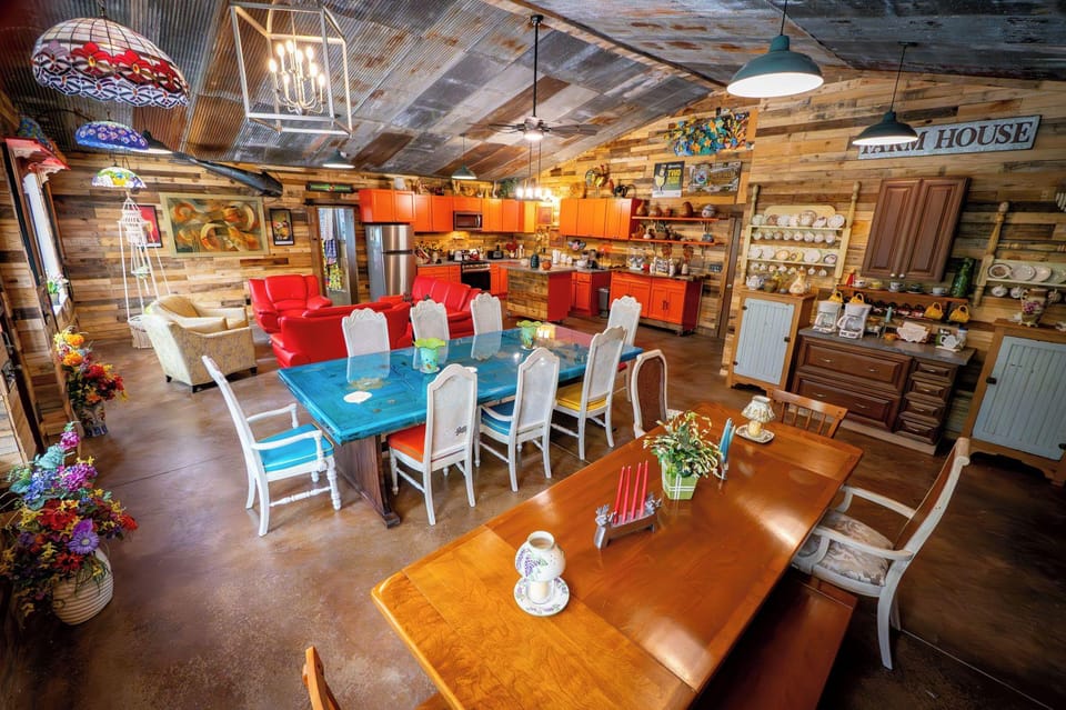 Hermann Grain Bins BNB Hotel in Missouri