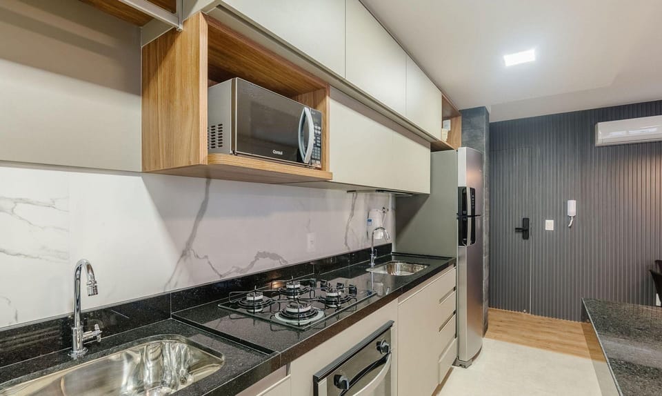 Building With New Apartments 300m From the Beach - EEP Hotel in Guarapari