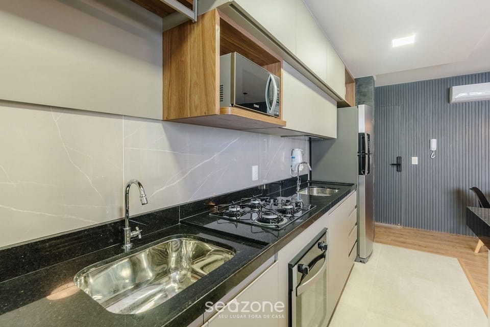Building With New Apartments 300m From the Beach - EEP Hotel in Guarapari