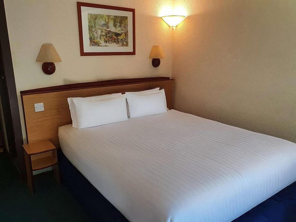 The Crossway Hotel Hotel in Coventry