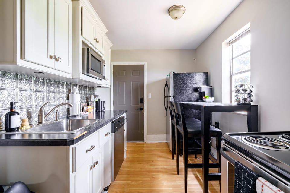 Convention - Private Parking - Pets - Short North Hotel in Ohio