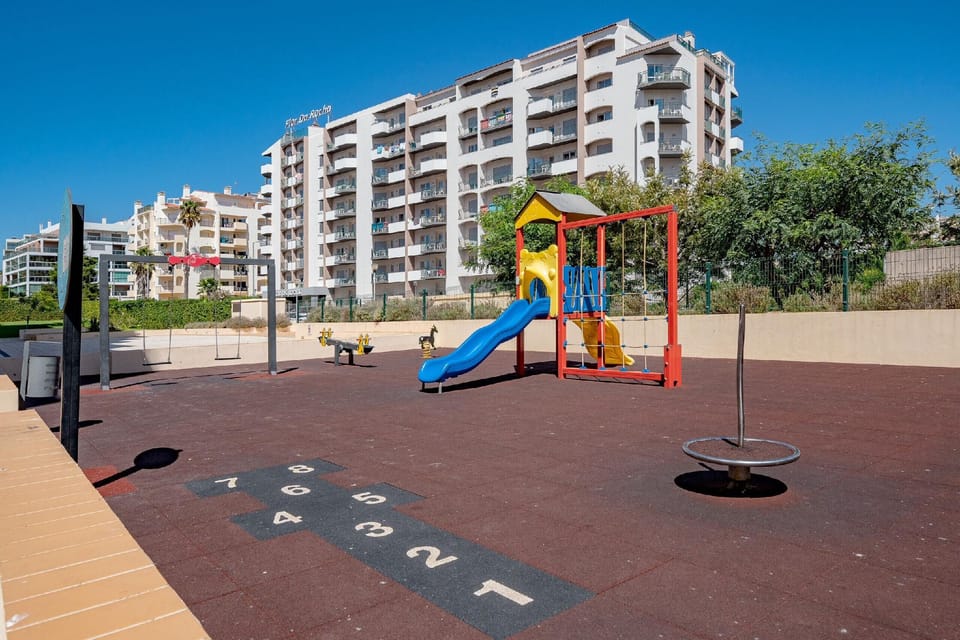Praia DA Rocha Ocean View by Homing Hotel in Portimao