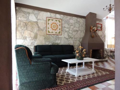 Cabanas- Casas Espana Lodge in Hidalgo, Mexico