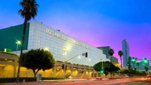 Modern Escape W Pool GYM Parking 10 Min to Cedars Hotel in Beverly Hills