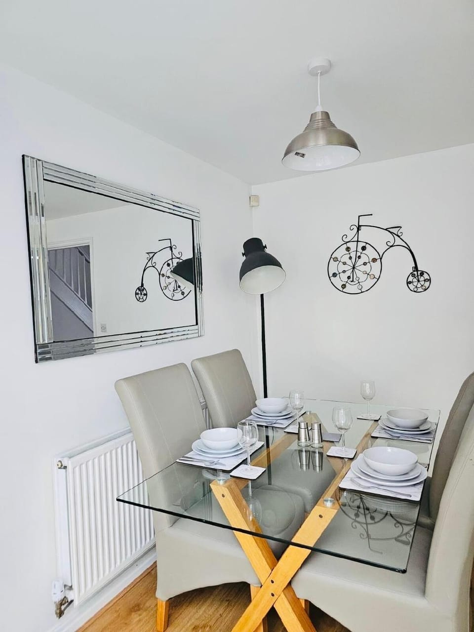 Stylish 3 Bed Home Parking City centre Hotel in Salford