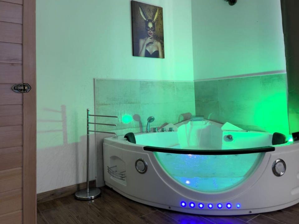 NOTTE ROSA SUITES & RELAX Hotel in Emilia-Romagna