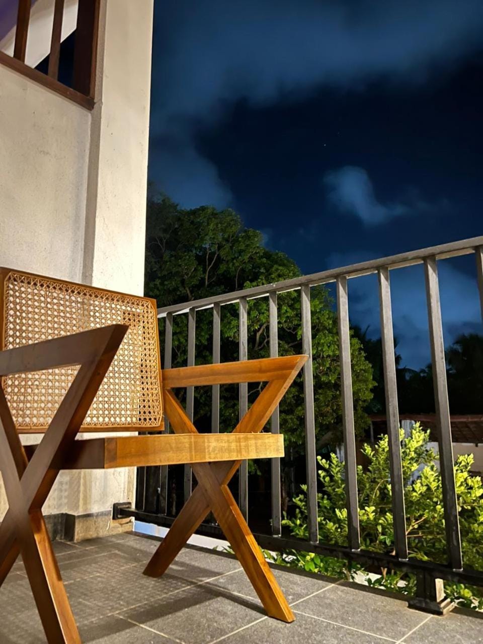 Harohi Hotel and Residence Bed and Breakfast in Negombo