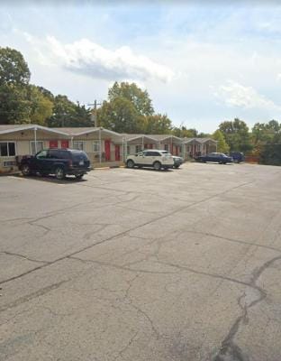 St Roberts Towne & Village Extended Stay Hotel in Saint Robert