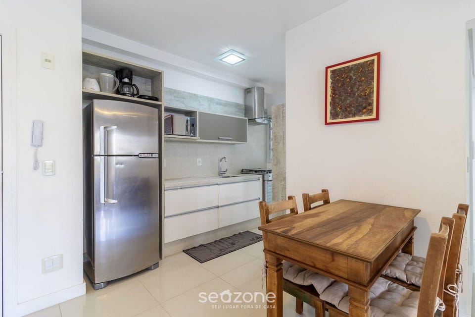 Apart w/ Barbecue in Condominium With Pool Bri0102 Hotel in Florianopolis
