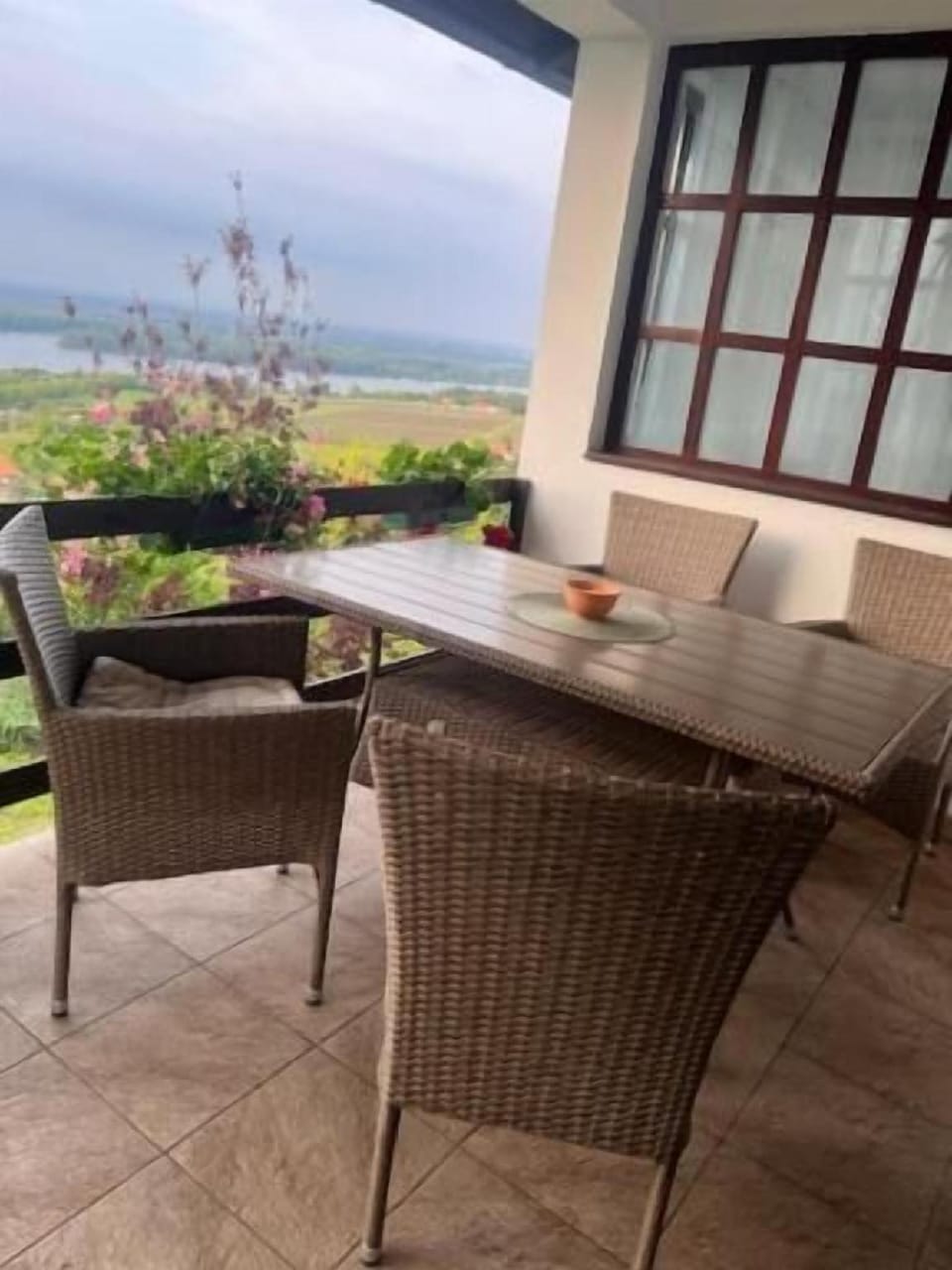 Holiday House in Smederevo With City, Garden, and River Views Hotel in Vojvodina