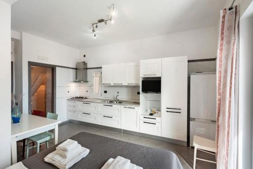 Ce Tour - Cetara Guest House Hotel in Cetara