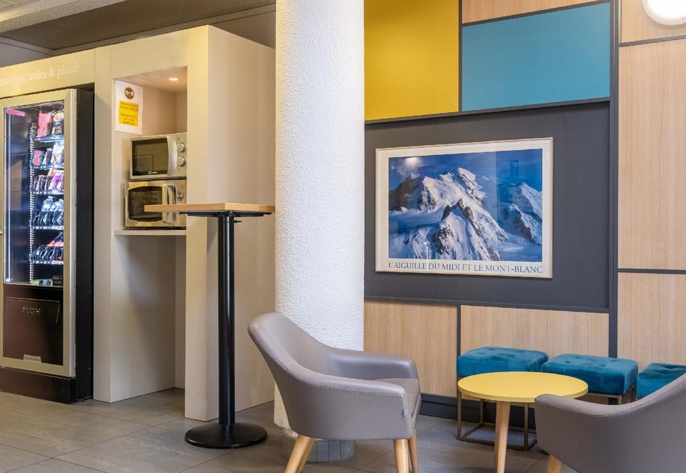 B&B HOTEL Annecy Argonay Hotel in Haute-Savoie