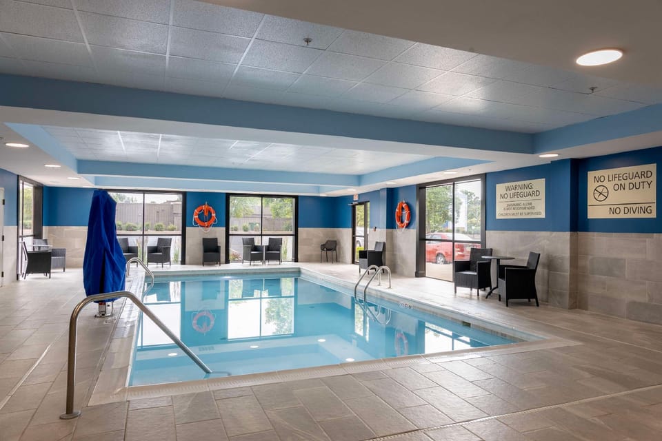 Hampton Inn Springfield Hotel in Springfield