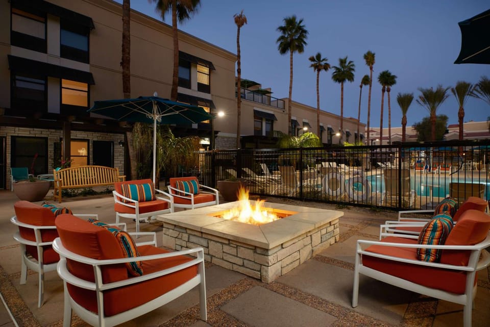 Hampton Inn & Suites by Hilton Phoenix Scottsdale Shea Blvd Hotel in McCormick Ranch