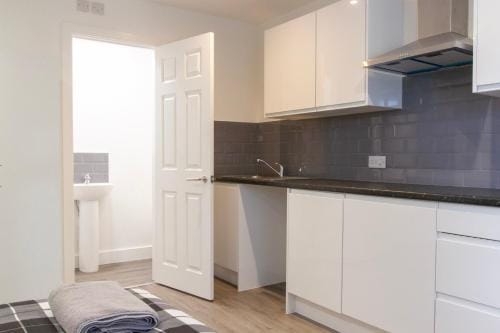 Radstock Road - Room 2b Hotel in Southampton