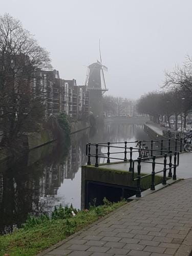 Hotel Cafe The Windmill Hotel in Rotterdam