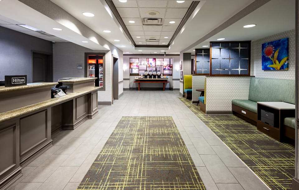Hampton Inn & Suites Mobile I-65 @ Airport Blvd. Hotel in Mobile