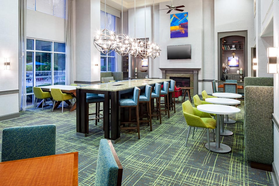Hampton Inn & Suites Mobile I-65 @ Airport Blvd. Hotel in Mobile