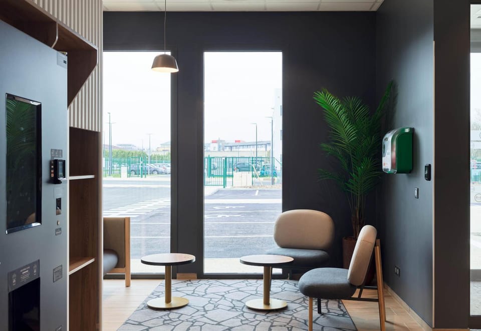 B&B HOTEL Cergy Saint-Christophe Gare Hotel in Cergy