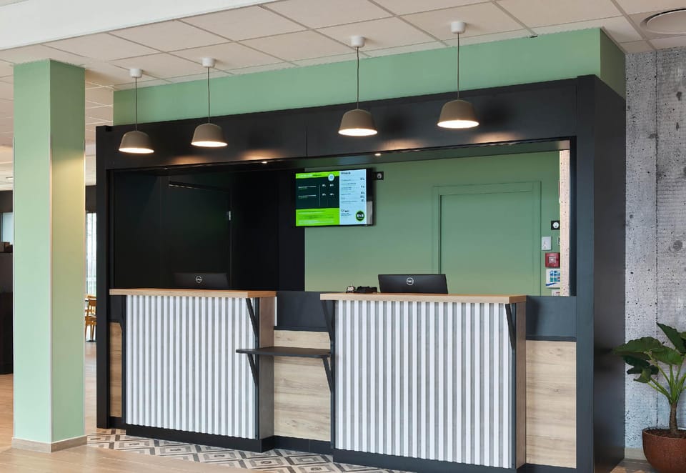 B&B HOTEL Cergy Saint-Christophe Gare Hotel in Cergy