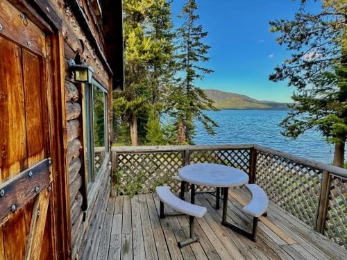 Paulina Lake Lodge and Resort Resort in Oregon