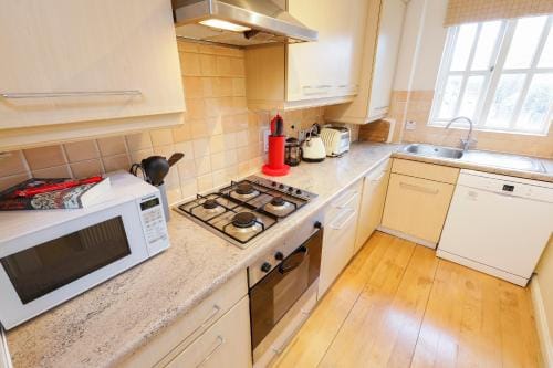 Cozy apartment with patio Hotel in London Borough of Southwark