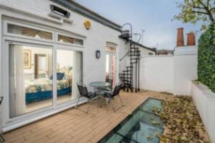 Elegant house with rooftop terrace Hotel in City of Westminster