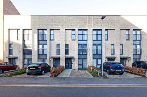 Stylish House with Garden & Parking Hotel in Glasgow
