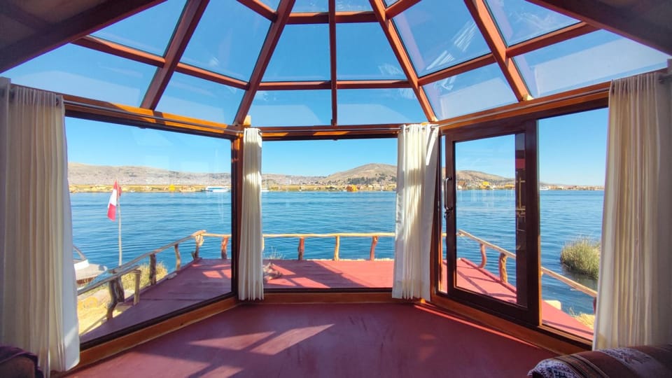 Titicaca Lodge Flotante Lodge in Puno, Peru