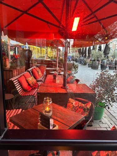 Slapen bij Cafe de Concurrent Hotel in Vlissingen